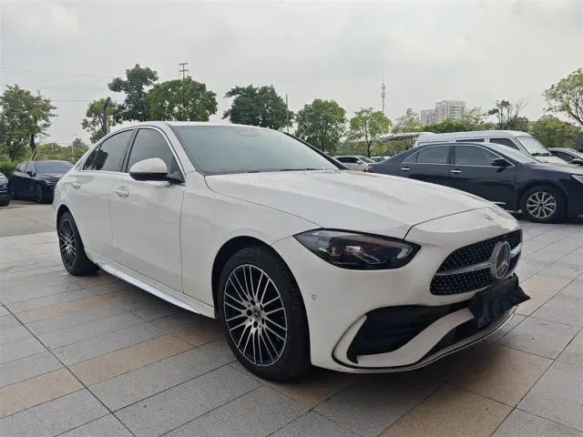 Mercedes-Benz C-Class — Фото автомобиля 2
