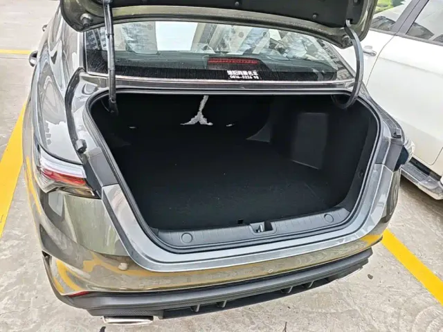 Geely Binrui — Фото автомобиля 14