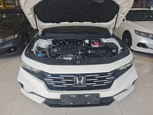 Honda Accord — Фото автомобиля 19