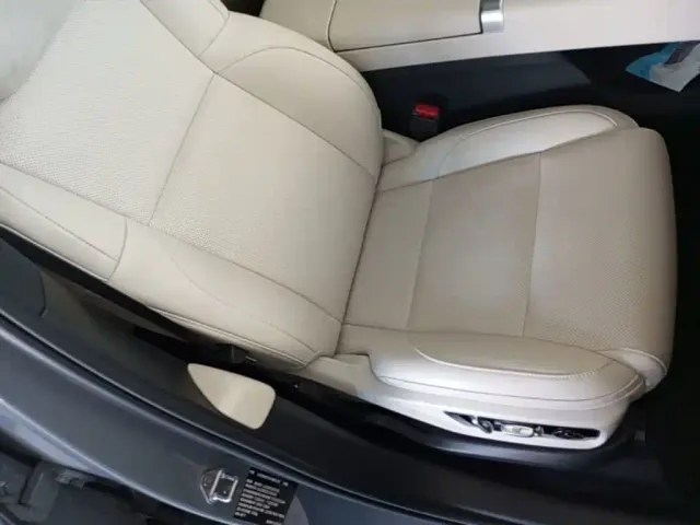 Li Auto L7 — Фото автомобиля 24