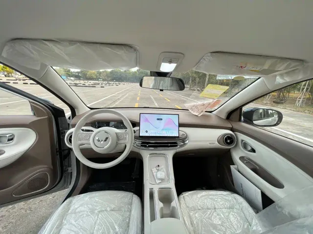 Wuling Binguo Pro — Фото автомобиля 12
