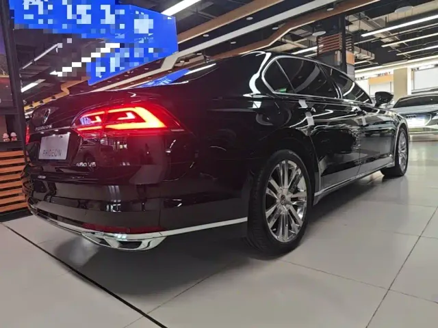 Volkswagen Phideon — Фото автомобиля 6