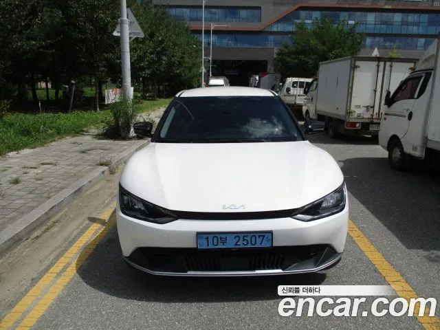 Фотография автомобиля — Kia EV6