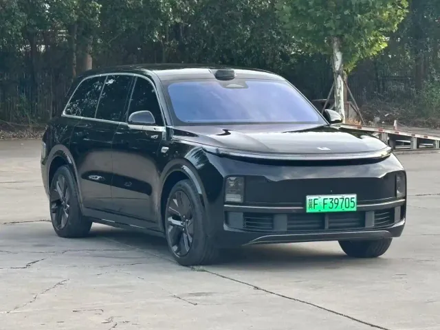 Li Auto L9 — Фото автомобиля 3