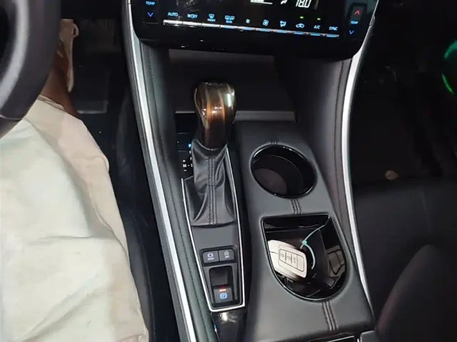 Toyota Avalon — Фото автомобиля 13