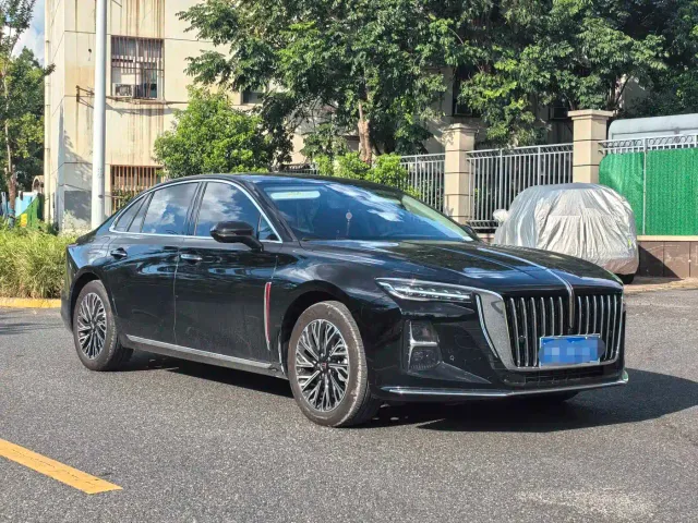 Hongqi H5 — Фото автомобиля 3