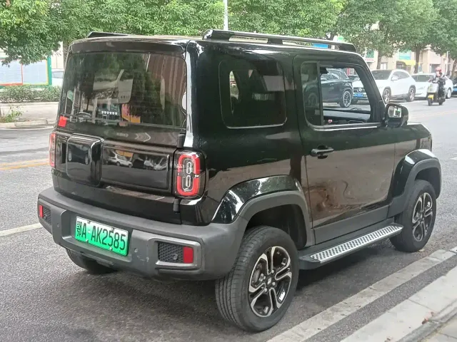Baojun Yep — Фото автомобиля 11