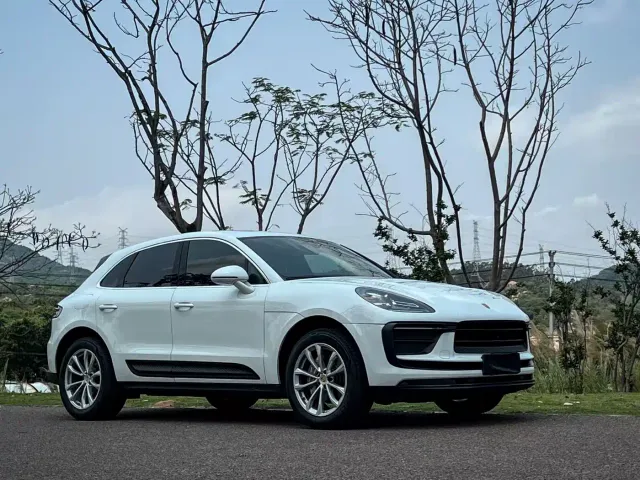Porsche Macan — Фото автомобиля 3