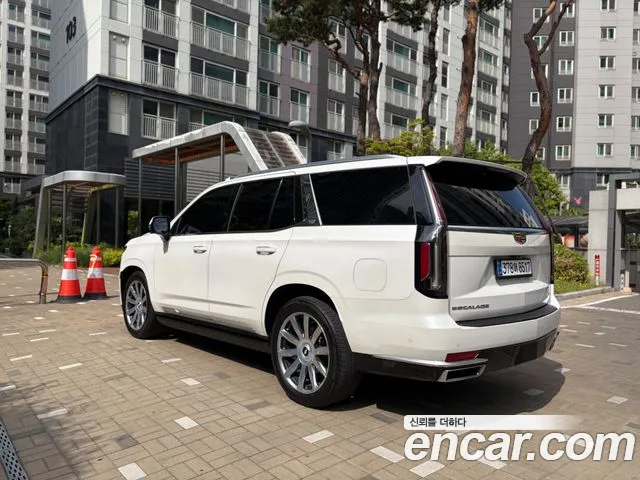 Cadillac Escalade Generation 5 — Фото автомобиля 20