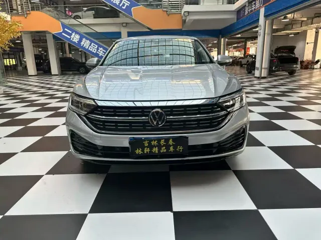 Volkswagen Sagitar — Фото автомобиля 2