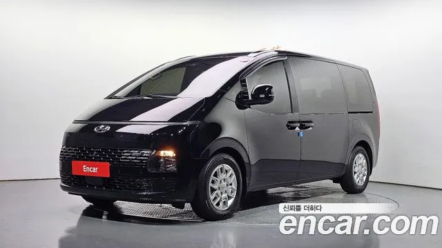 Фотография автомобиля — Hyundai Staria