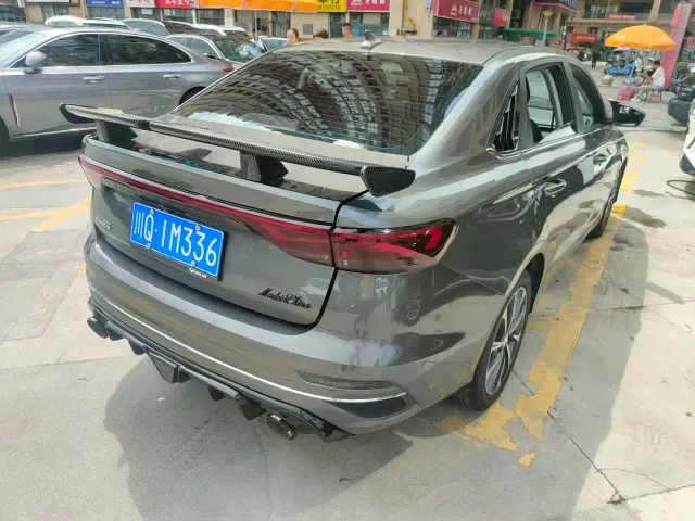 Geely Emgrand — Фото автомобиля 16