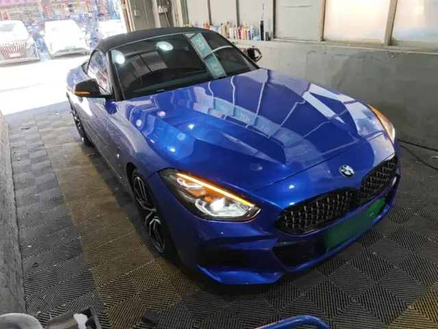 BMW Z4 — Фото автомобиля 3