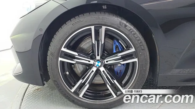 BMW 3-Series 3 серия (G20) 320i M Sport — Фото автомобиля 5