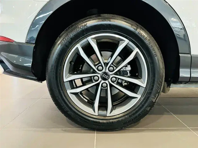 Audi Q3 — Фото автомобиля 15