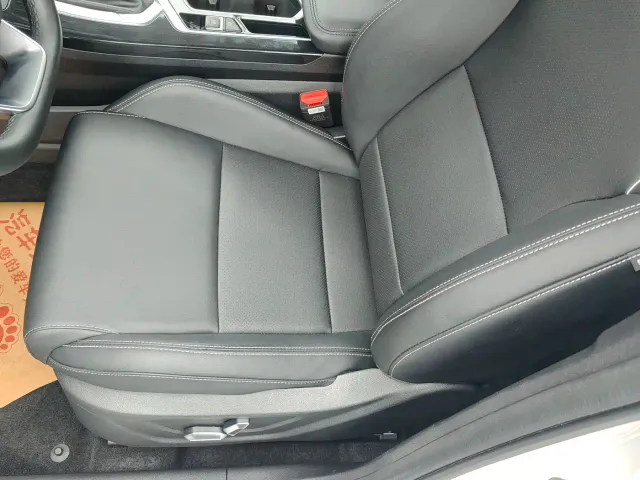 Geely Binyue — Фото автомобиля 14