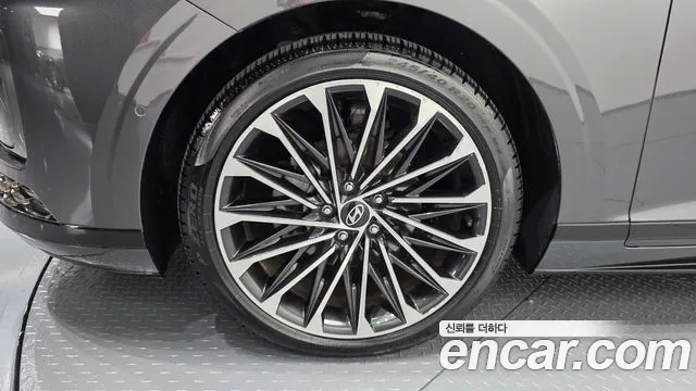 Hyundai Grandeur GN7 — Фото автомобиля 5