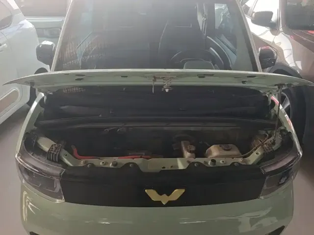 Wuling Hongguang Mini EV — Фото автомобиля 19