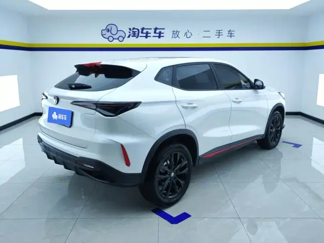 Changan X5 Plus — Фото автомобиля 3