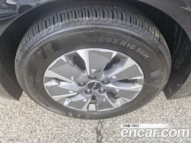 Kia K5 Generation 3 — Фото автомобиля 15