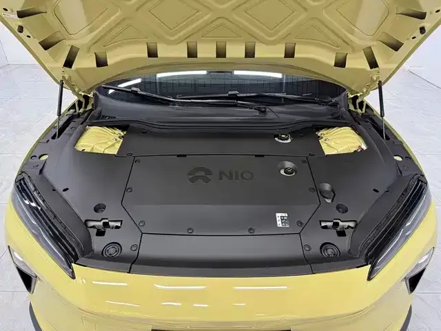 Nio ET5 Touring — Фото автомобиля 10