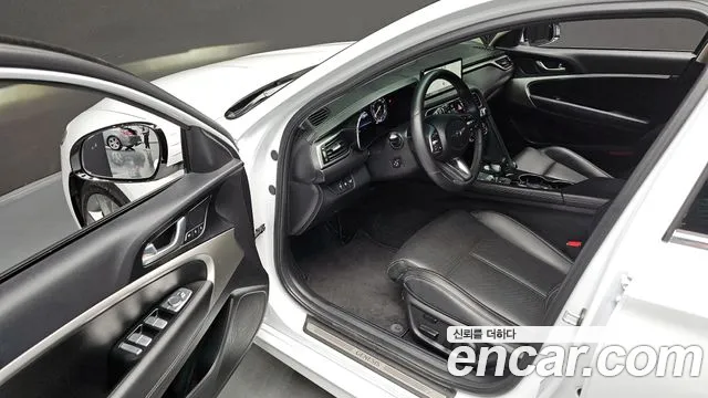 Genesis G70 — Фото автомобиля 7