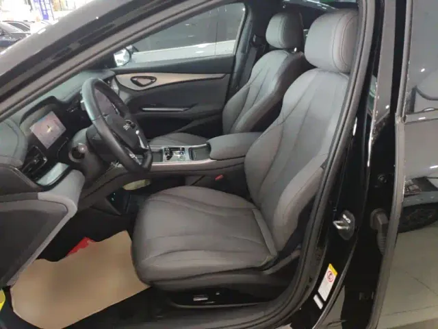 BYD Seal 07 DM-i — Фото автомобиля 14