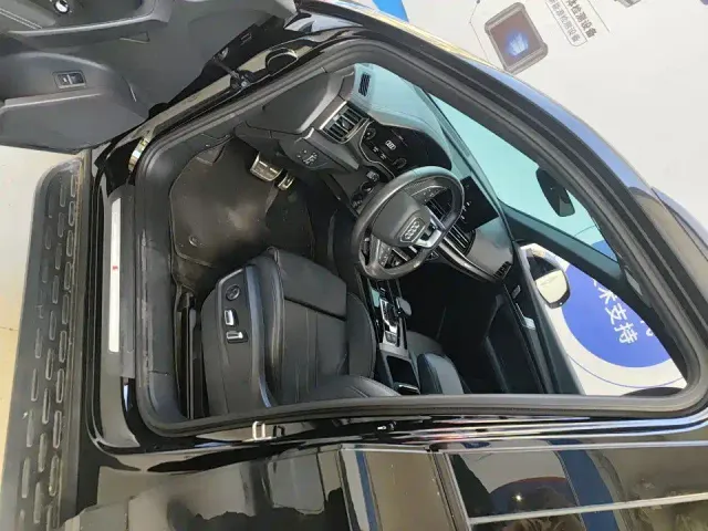 Audi Q5L — Фото автомобиля 15