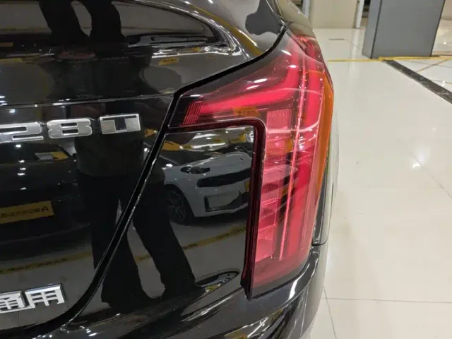 Cadillac CT5 — Фото автомобиля 23