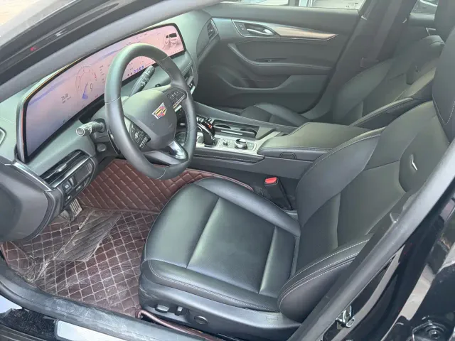 Cadillac CT5 — Фото автомобиля 5