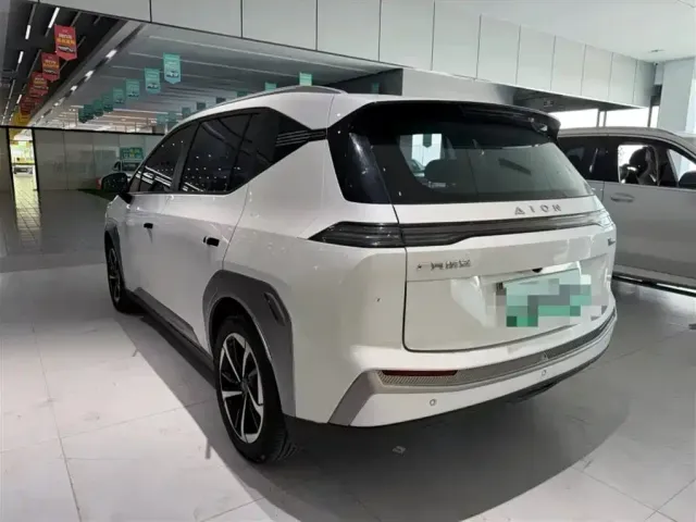 GAC Aion Y — Фото автомобиля 4