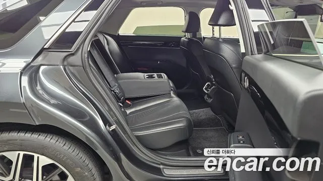 Hyundai Grandeur GN7 — Фото автомобиля 17