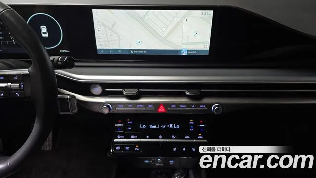 Hyundai Grandeur Grandeur (GN7) 2.5 Бензин 2WD — Фото автомобиля 20