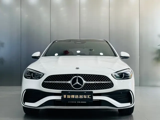 Mercedes-Benz C-Class — Фото автомобиля 2