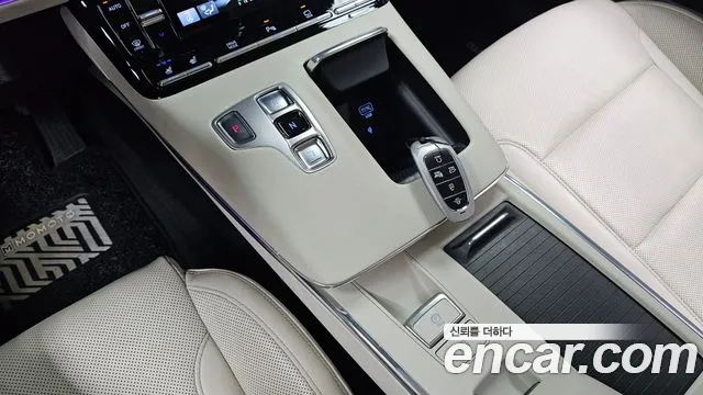 Hyundai Grandeur Grandeur (New) — Фото автомобиля 12