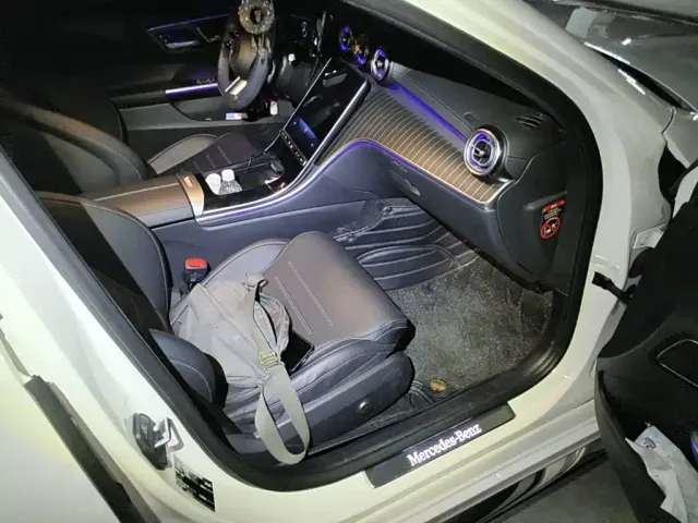 Mercedes-Benz C-Class — Фото автомобиля 13