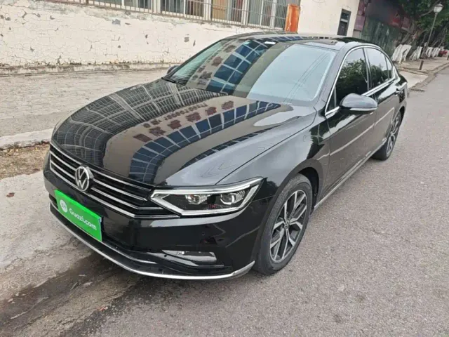 Фотография автомобиля — Volkswagen Magotan