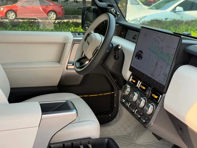 iCAR V23 — Фото автомобиля 12