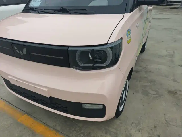 Wuling Hongguang Mini EV — Фото автомобиля 23