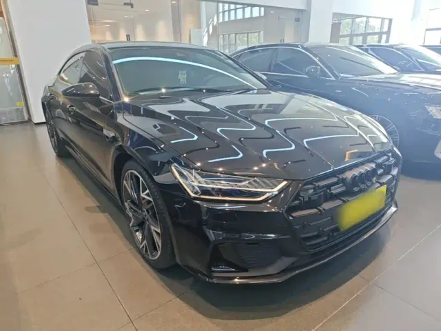 Audi A7L — Фото автомобиля 3