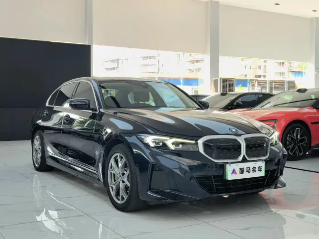 BMW i3 — Фото автомобиля 3