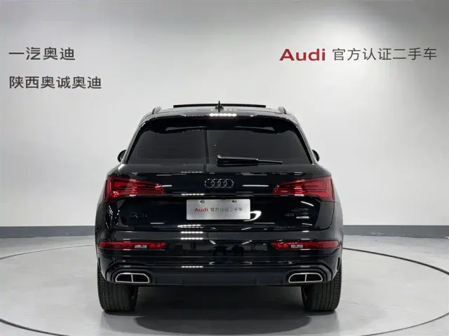 Audi Q5L — Фото автомобиля 5