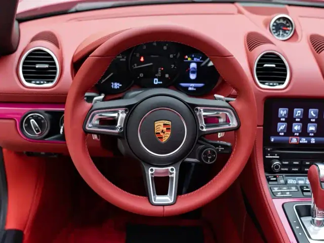 Porsche 718 — Фото автомобиля 14