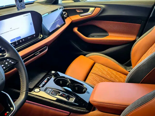 Audi A5L — Фото автомобиля 9