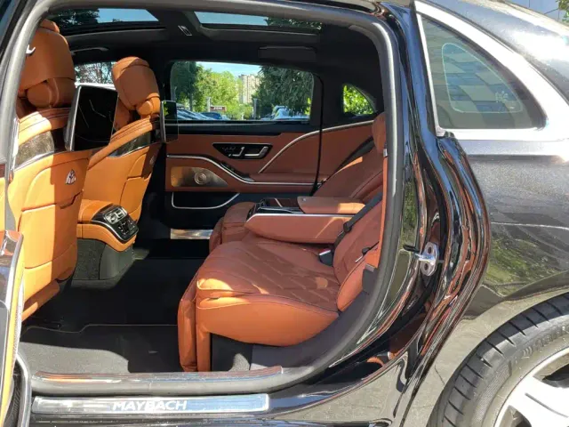 Mercedes-Benz Maybach S-Class — Фото автомобиля 12