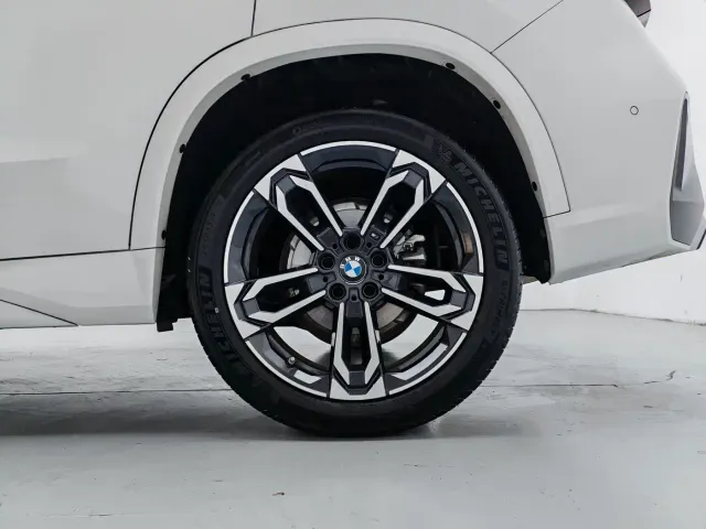 BMW X1 — Фото автомобиля 12