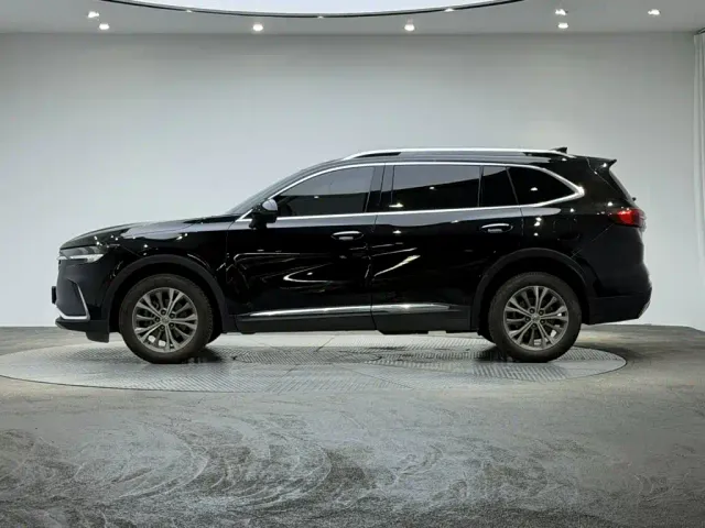 Buick Envision Plus — Фото автомобиля 5