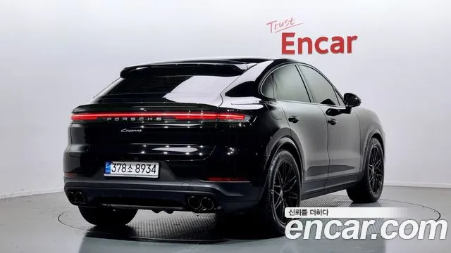 Porsche Cayenne — Фото автомобиля 2