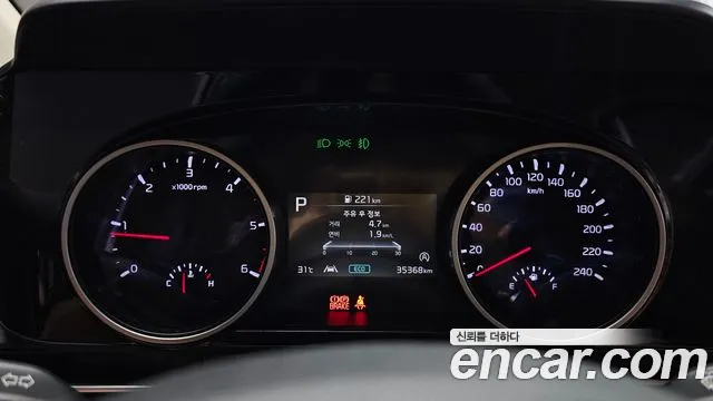 Kia Canival Carnival 4 поколение Дизель 9 мест Noblesse — Фото автомобиля 8