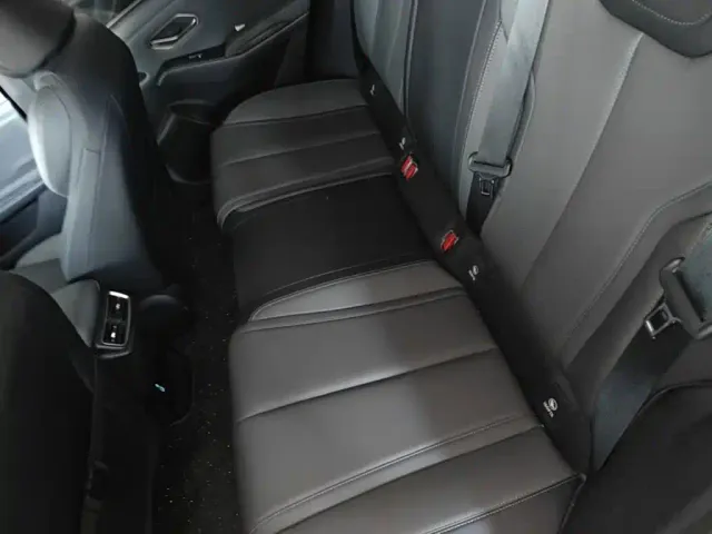 BYD Qin L — Фото автомобиля 16